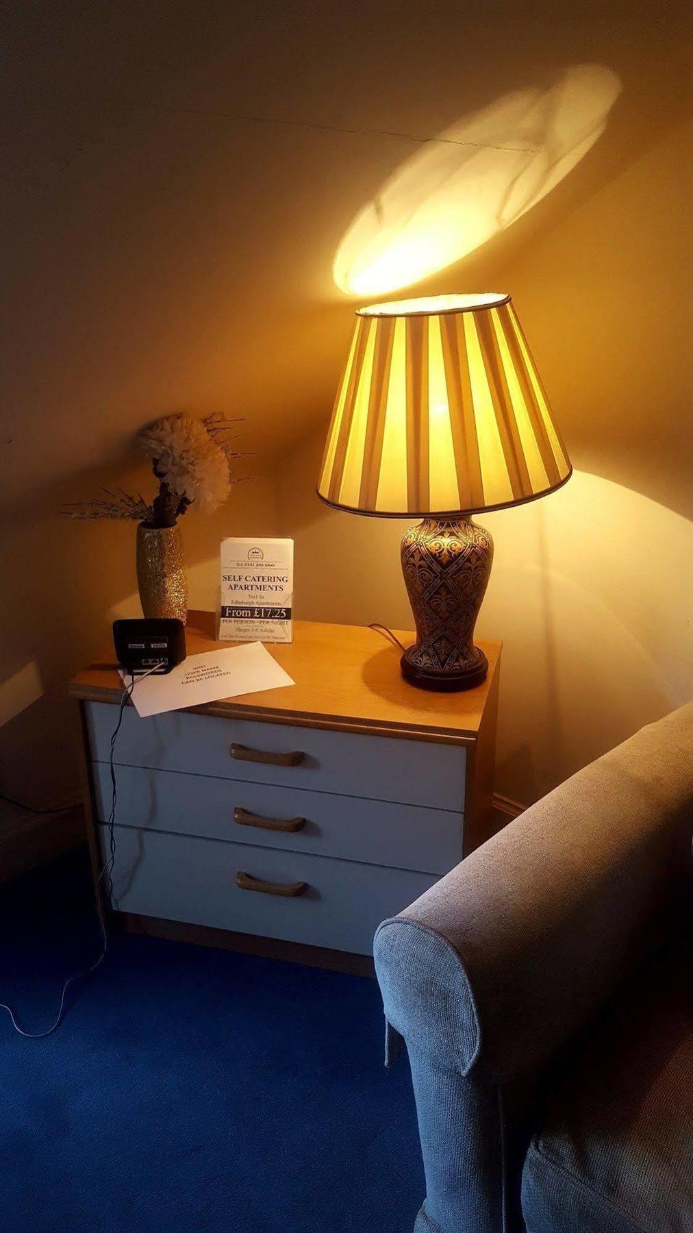 Tony Asga - Tony'S Apartment Heart Of Edinburgh City Centre Sleeps 2 Exterior foto